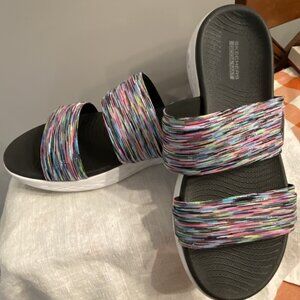 Skechers Multicolor Slides
